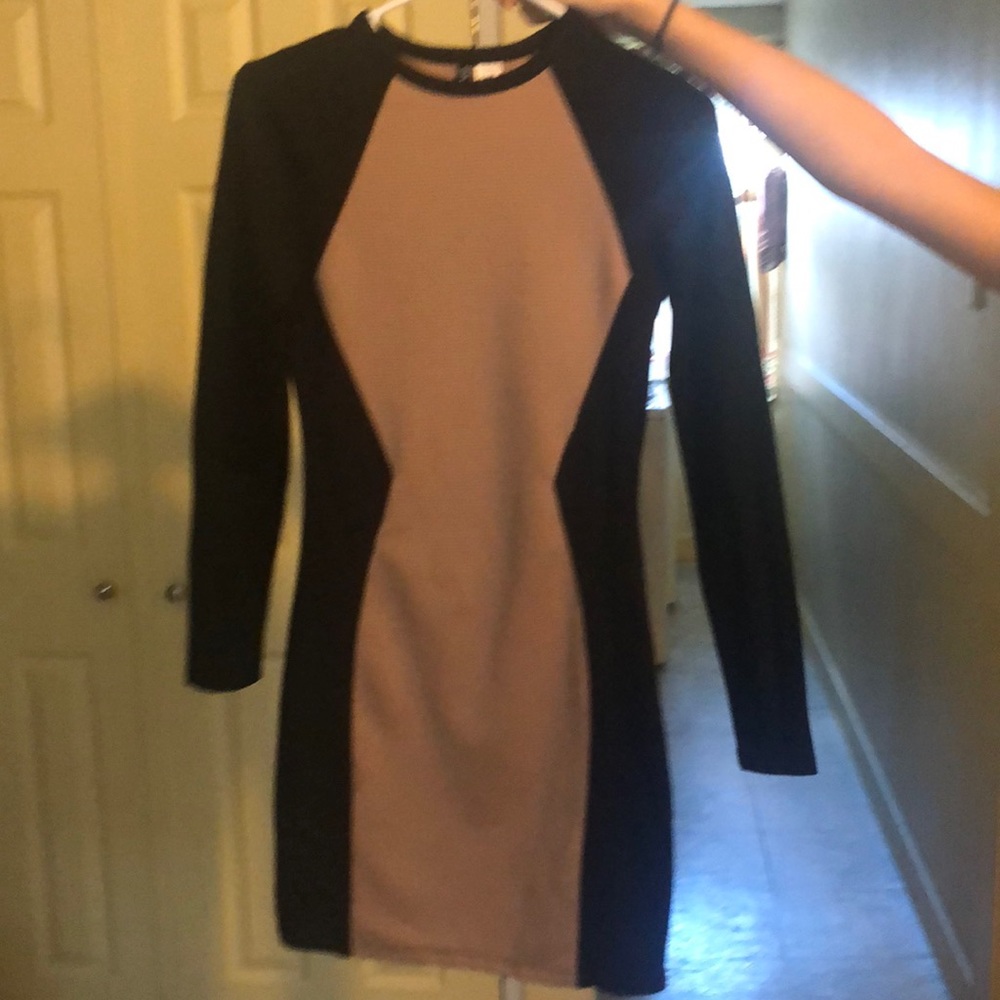 H&M SYMMETRICAL DRESS